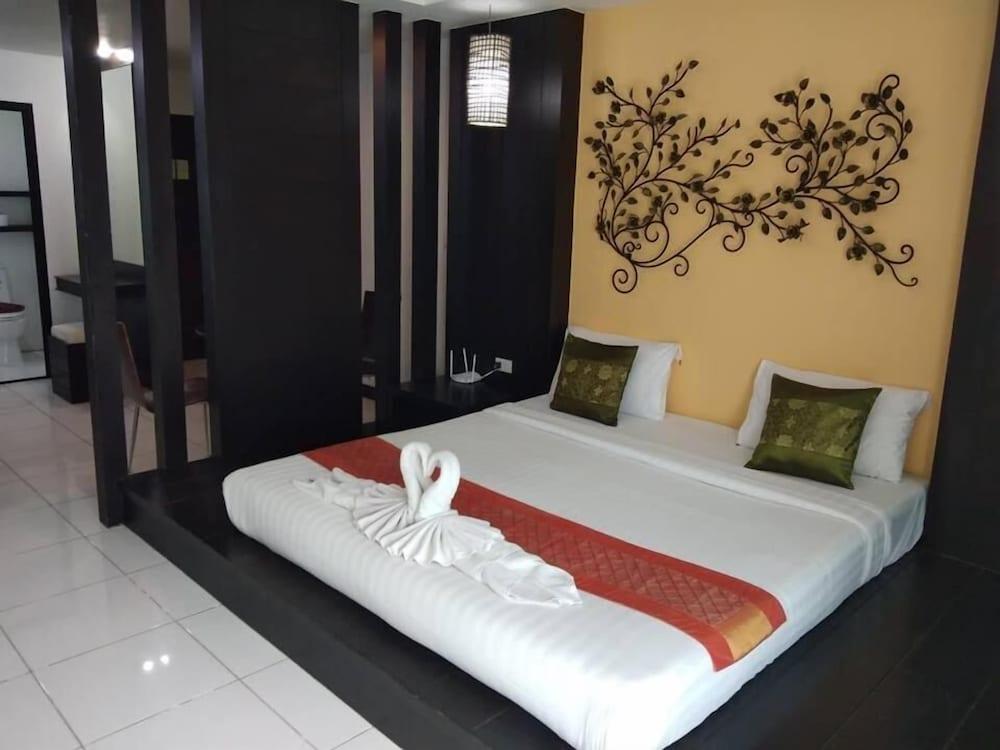 Hotel Amber residencia Phuket Exterior foto