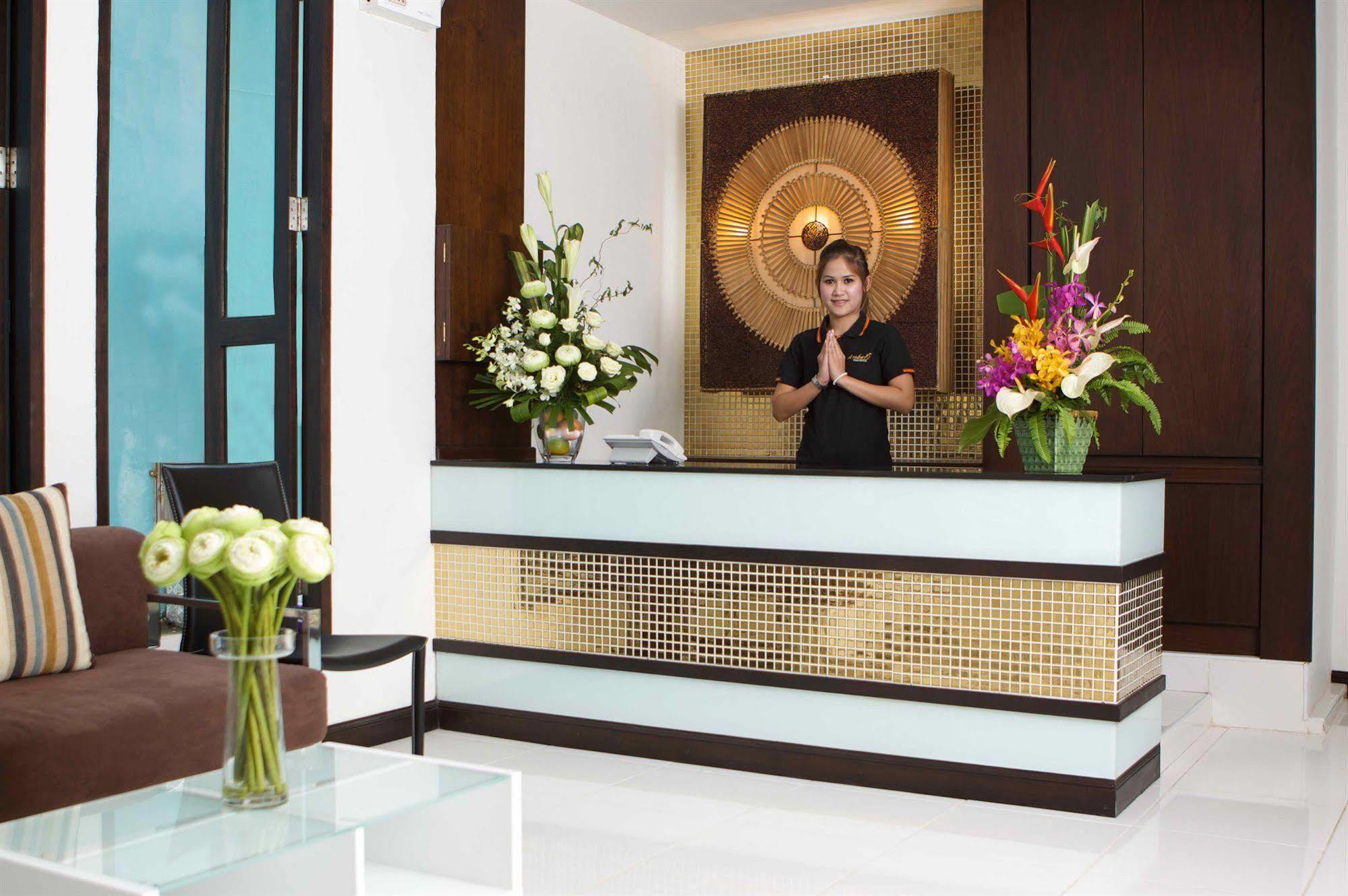 Hotel Amber residencia Phuket Exterior foto