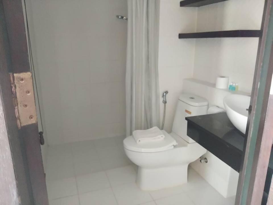 Hotel Amber residencia Phuket Exterior foto