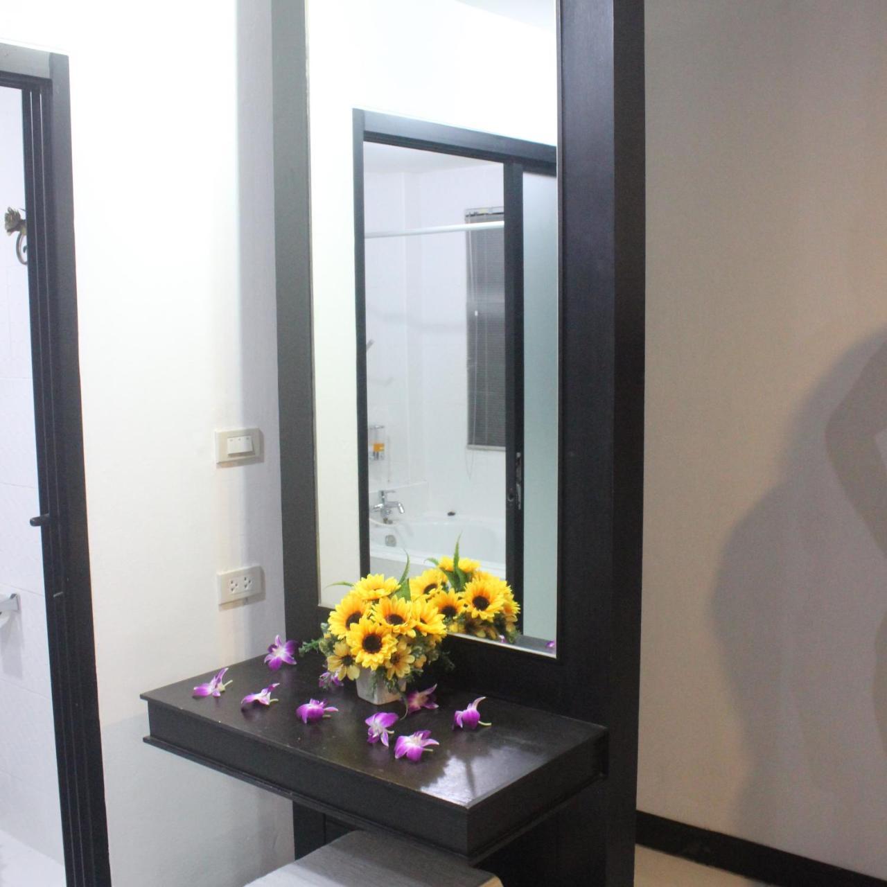 Hotel Amber residencia Phuket Exterior foto